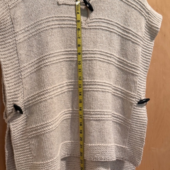 Isabel Marant Etoile "Flora" knit sweater. - Picture 3 of 10